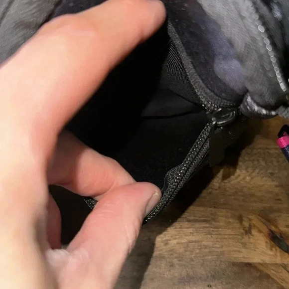 parker & hyde pink camo cell phone bag crossbody purse - Picture 6 of 8